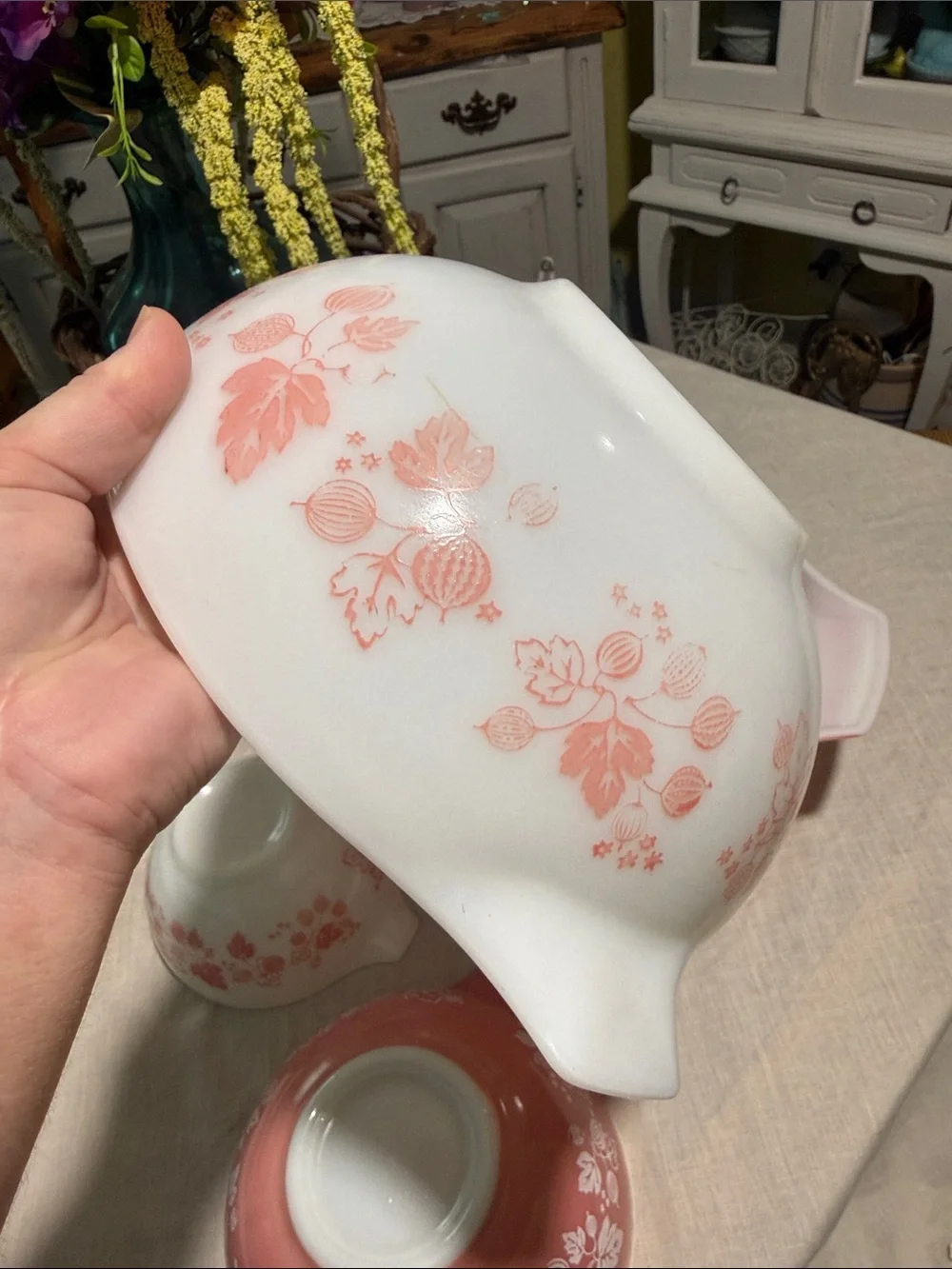 PYREX Pink Gooseberry Cinderella Mixing Bowls Set